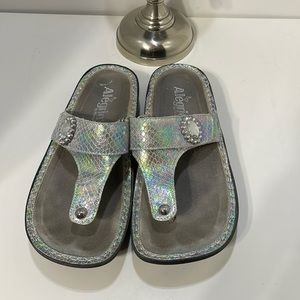 Alegría Sandals